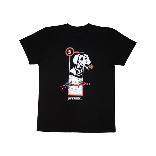 Polera Adventures Negra